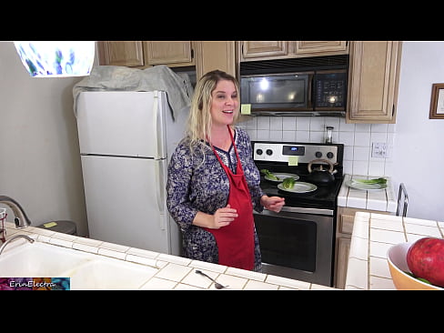 ❤️ Stepmom milking him in the kitchen before his date ❤ Fucking at en-us.dreamlandpassionjourney.ru